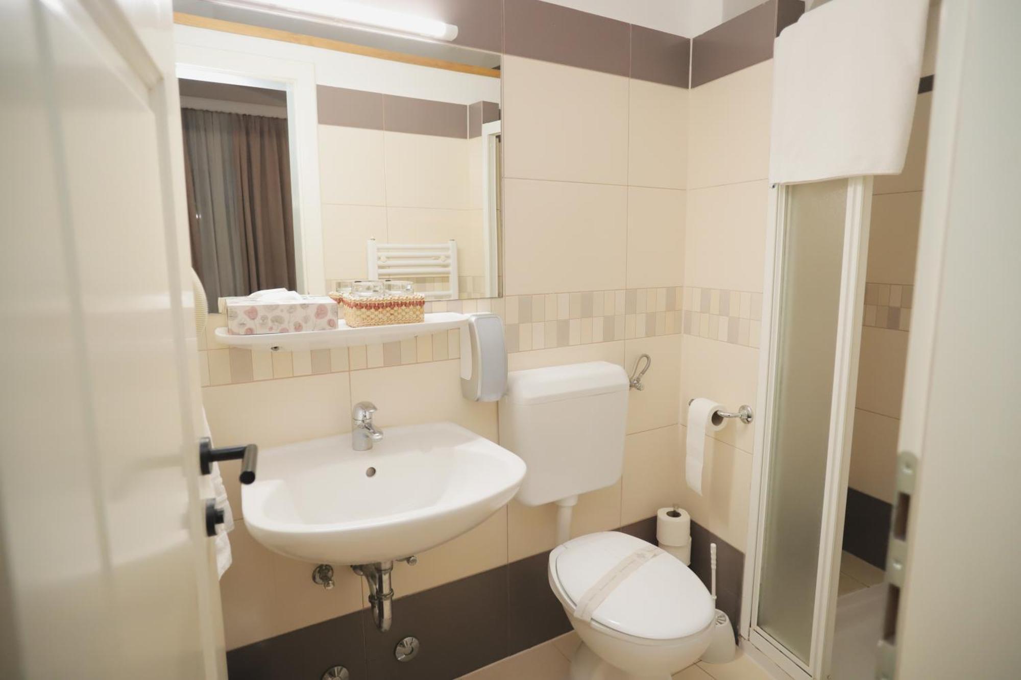 Sobe Bernarda Bed and Breakfast Varazdinske Toplice Buitenkant foto