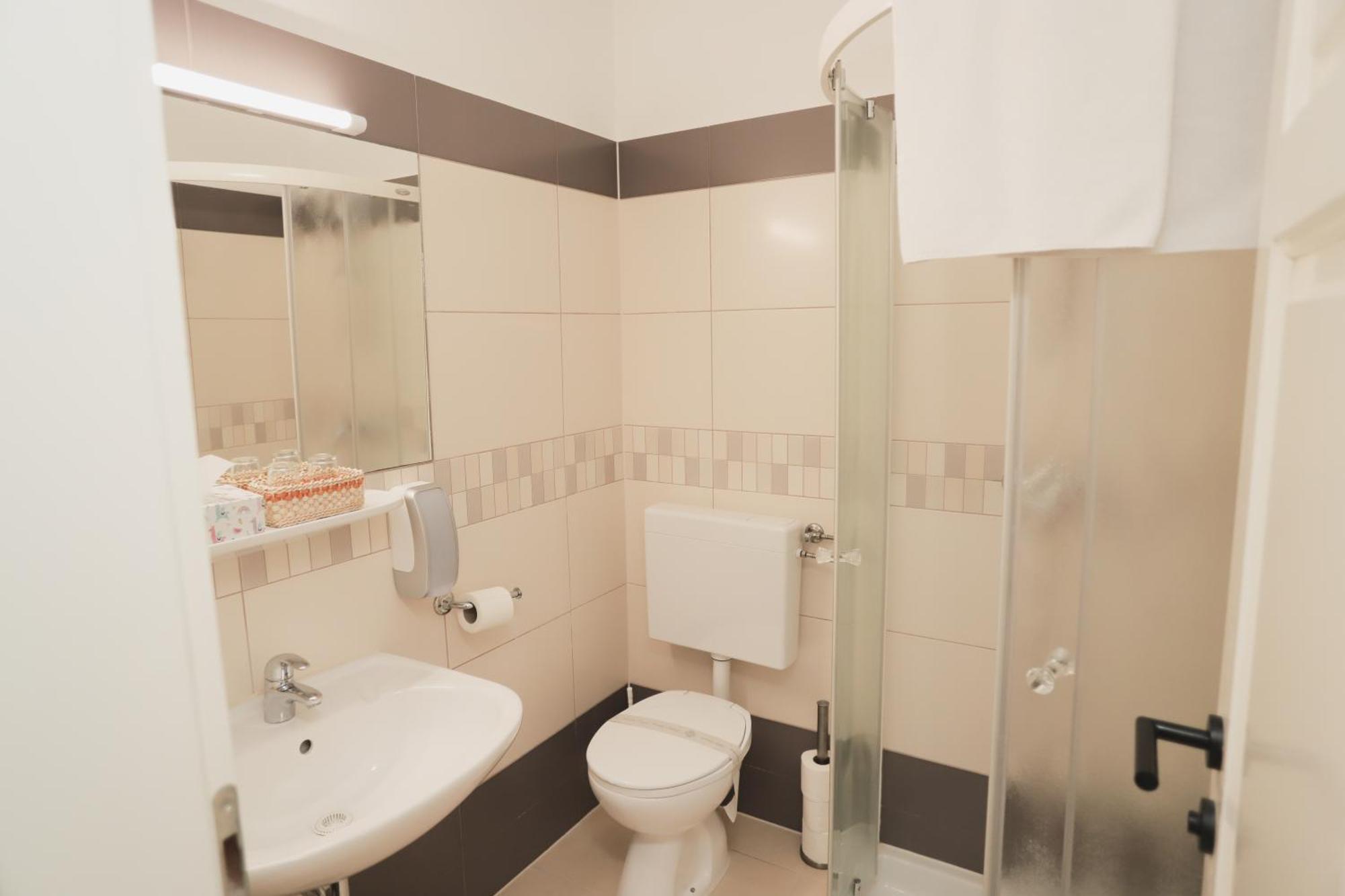 Sobe Bernarda Bed and Breakfast Varazdinske Toplice Buitenkant foto